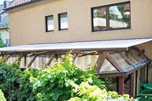 Wintergartenmarkise mit Überstand